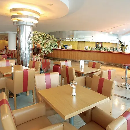 Aparthotel Paraiso De 4*