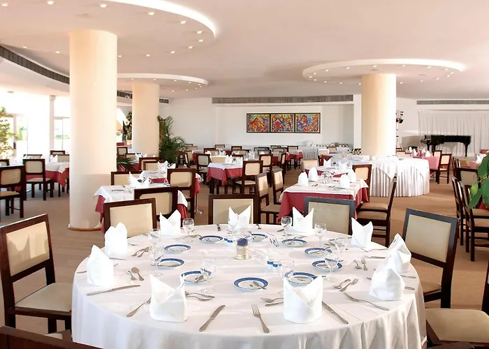 아파트호텔 Paraiso De 4*