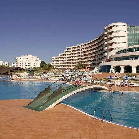 Apartmanhotel Paraiso De 4*