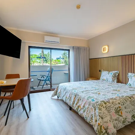 Apartahotel Paraiso De