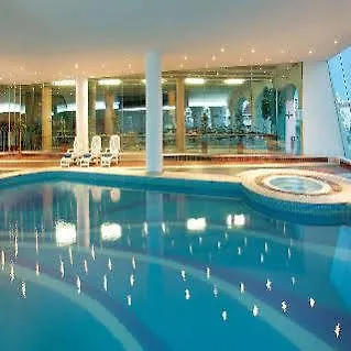 Paraiso De 알부페이라